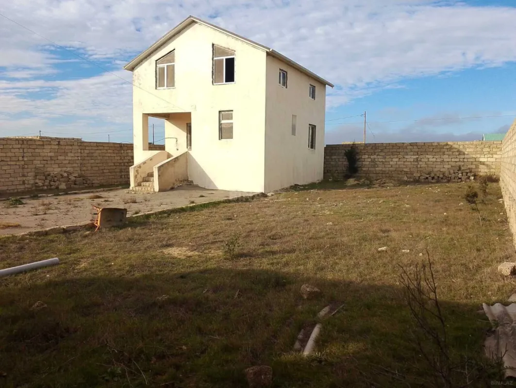 Satılır 4 otaqlı həyət evi 80 m²