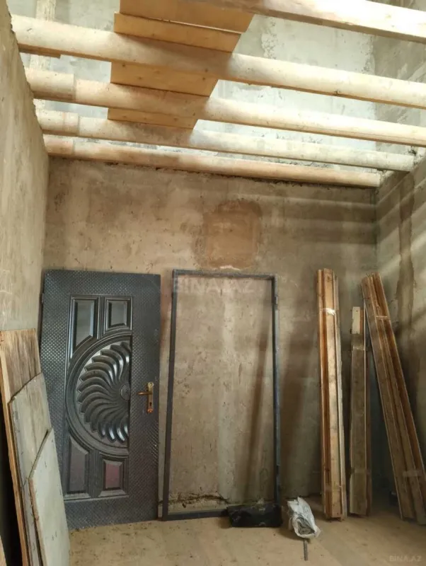 Satılır 4 otaqlı həyət evi 80 m²