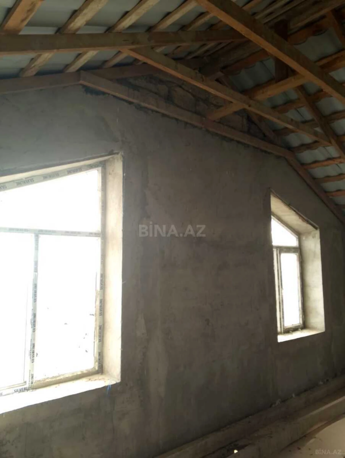 Satılır 4 otaqlı həyət evi 80 m²