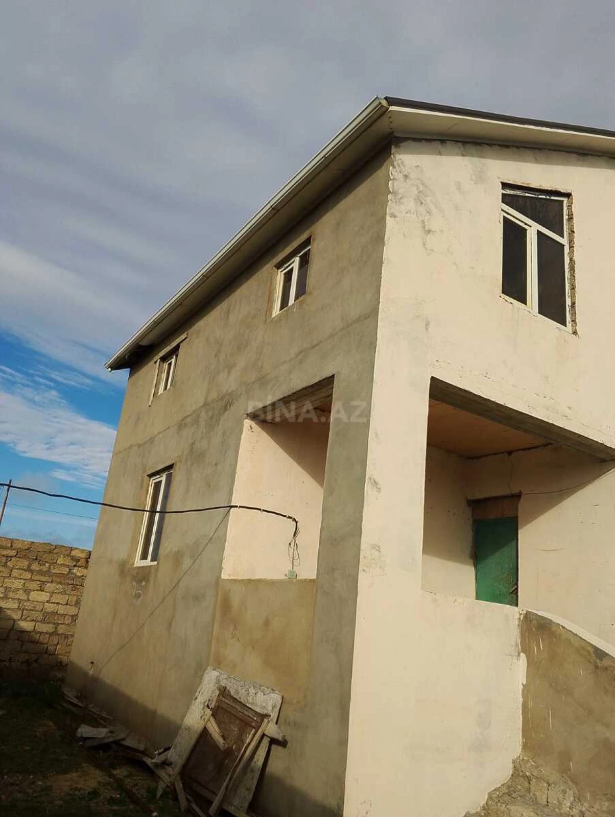 Satılır 4 otaqlı həyət evi 80 m²