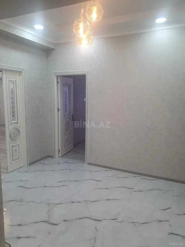 Kirayə verilir 2 otaqlı mənzil 110 m²