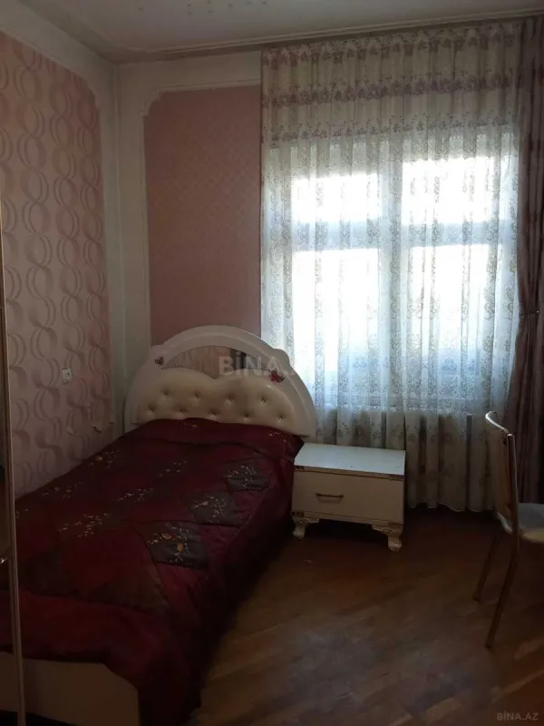 Kirayə verilir 4 otaqlı mənzil 110 m²