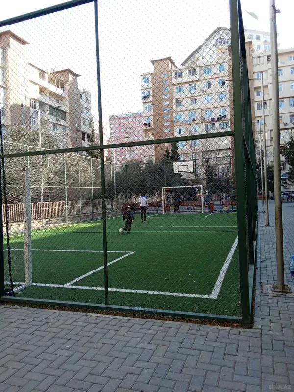 Kirayə verilir 4 otaqlı mənzil 110 m²