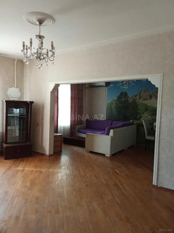 Kirayə verilir 4 otaqlı mənzil 110 m²