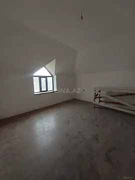 Satılır 5 otaqlı həyət evi 180 m²