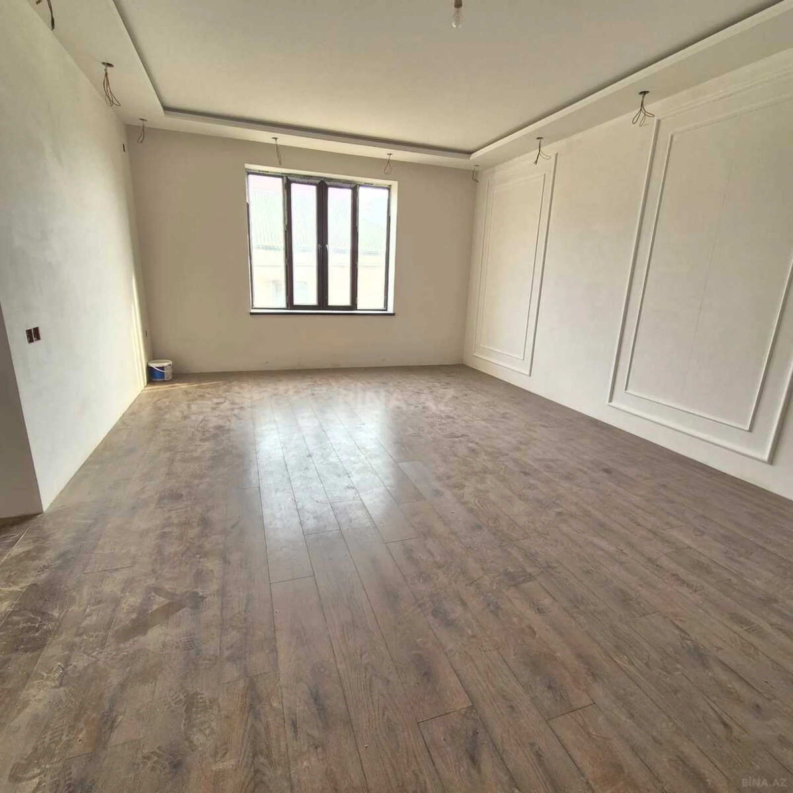 Satılır 5 otaqlı həyət evi 180 m²
