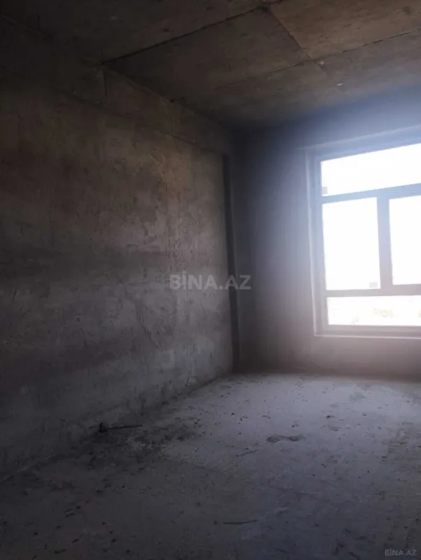 Satılır 3 otaqlı mənzil 155 m²