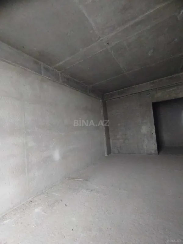 Satılır 3 otaqlı mənzil 155 m²