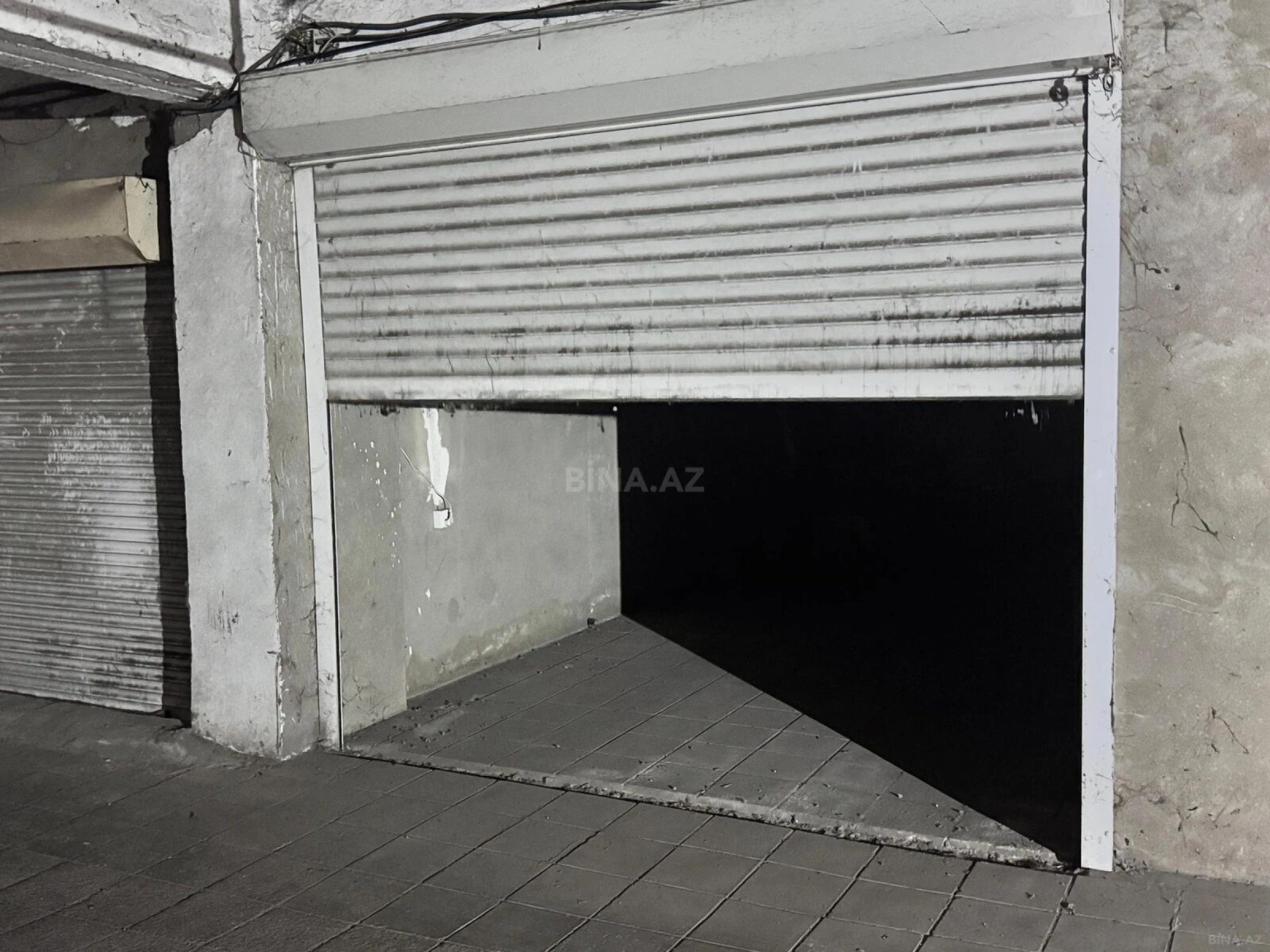 Satılır 2 otaqlı mənzil 88 m²