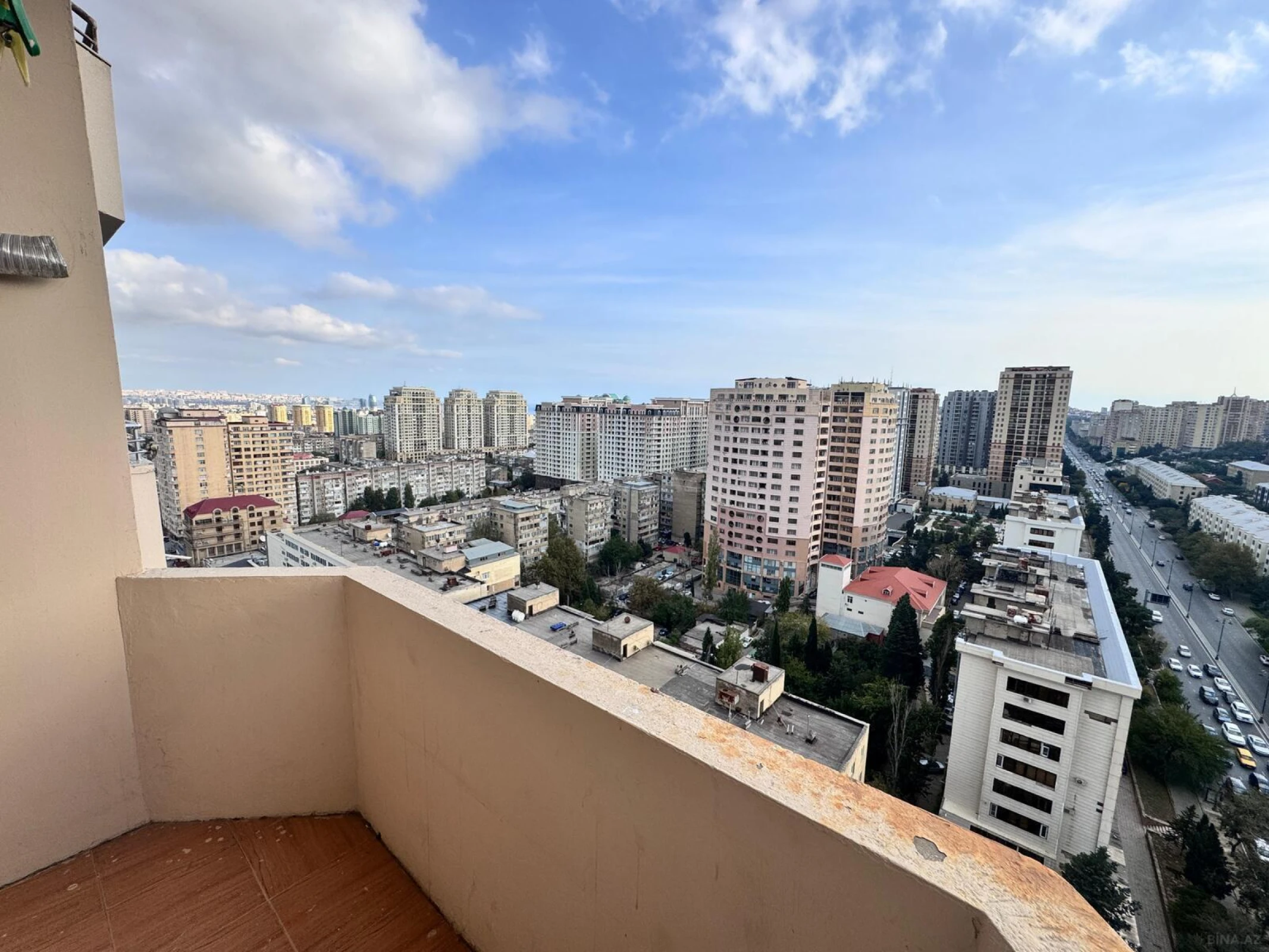 Satılır 2 otaqlı mənzil 88 m²