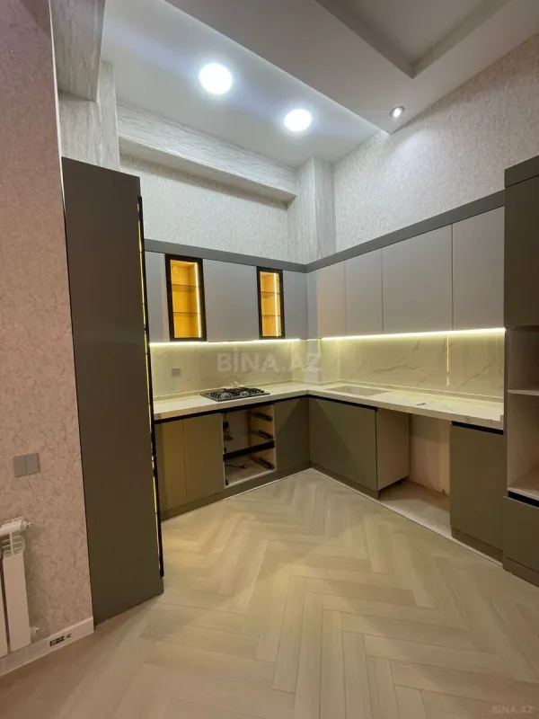 Satılır 2 otaqlı mənzil 65 m²
