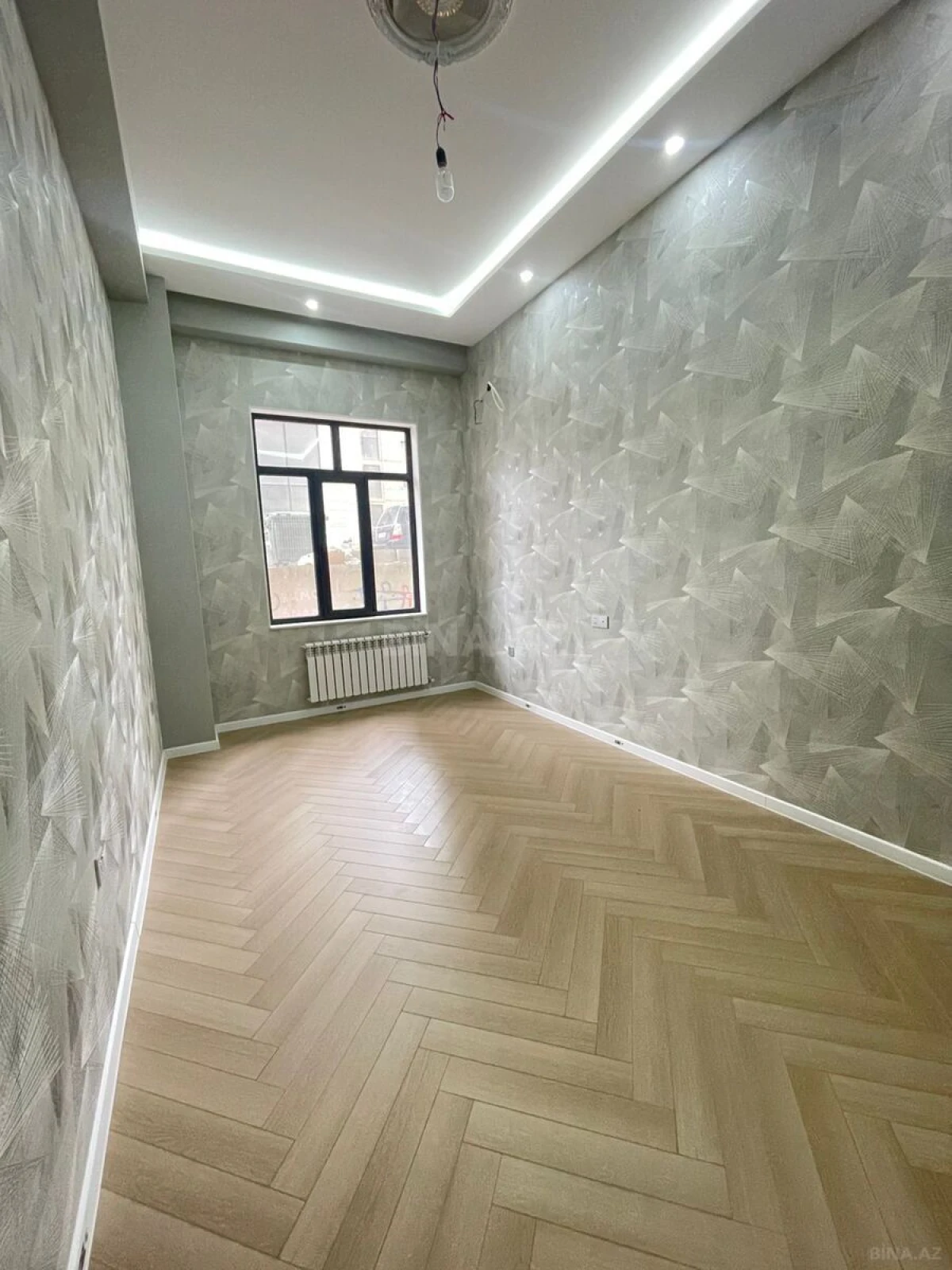 Satılır 2 otaqlı mənzil 65 m²