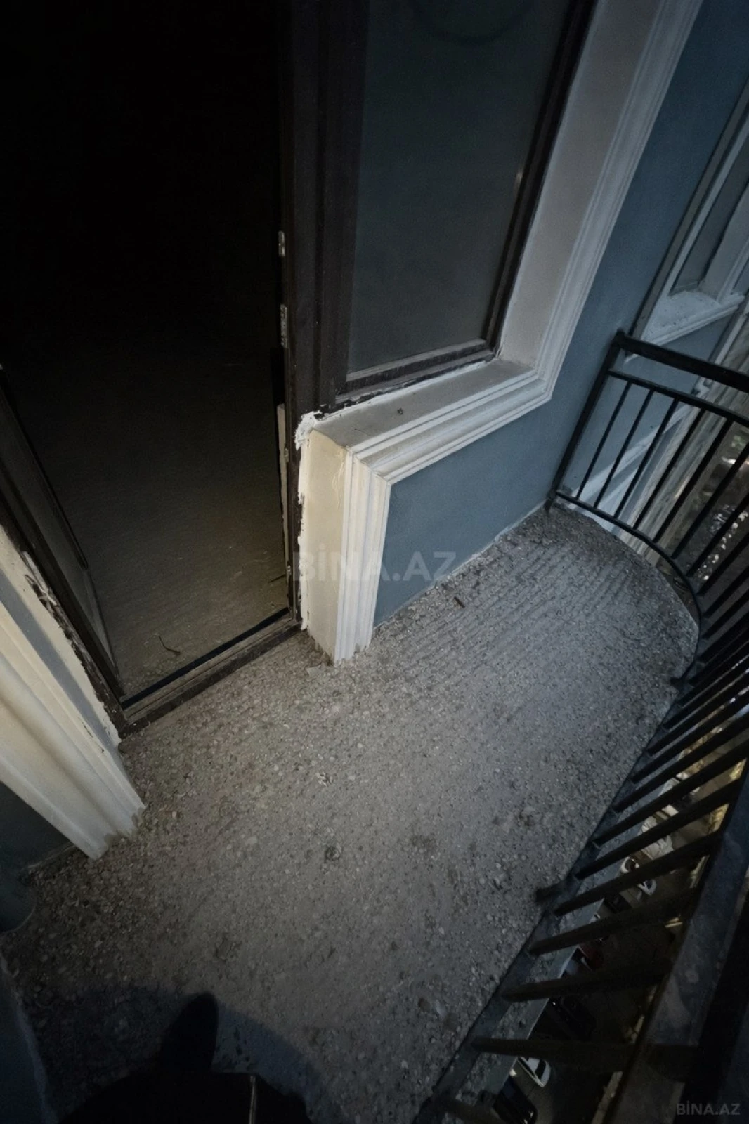 Satılır 4 otaqlı mənzil 165 m²