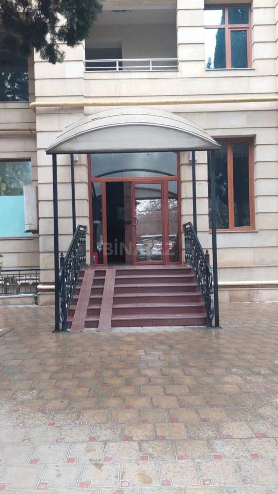 Kirayə verilir 2 otaqlı mənzil 65 m²