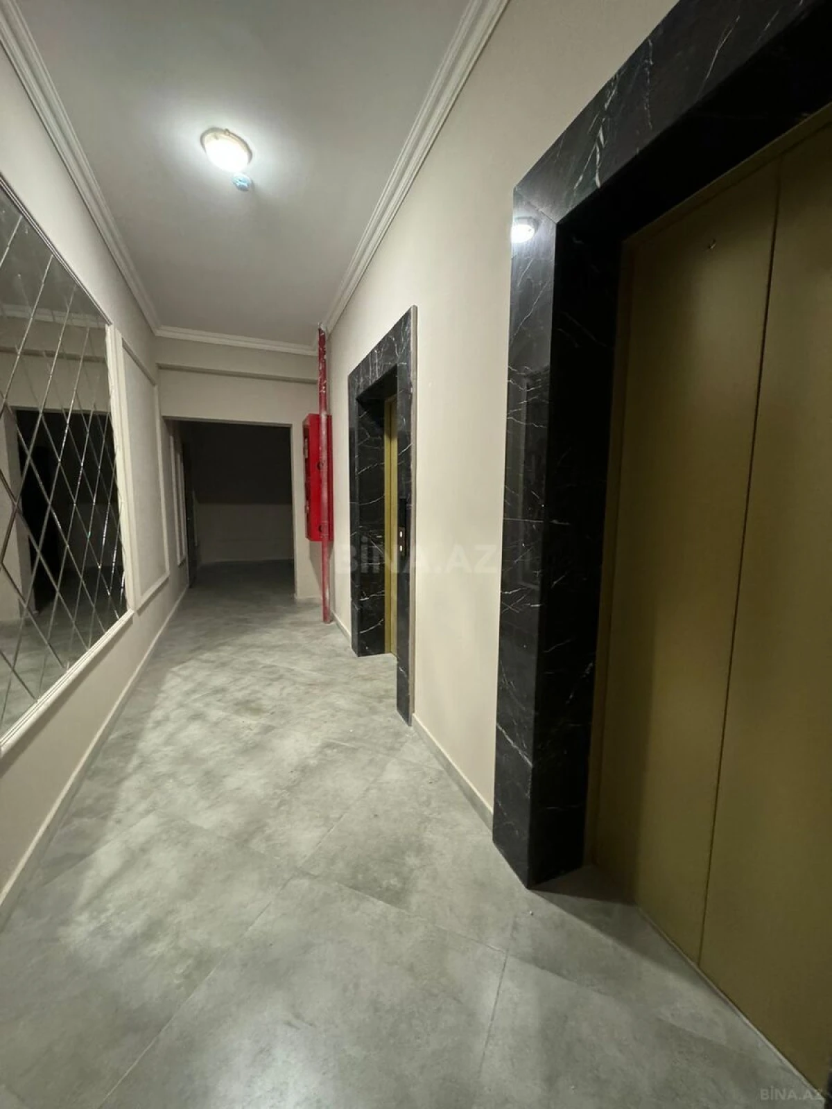 Kirayə verilir 2 otaqlı mənzil 80 m²