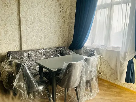 Kirayə verilir 1 otaqlı mənzil 60 m²