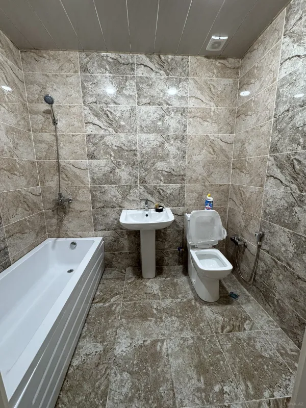 Kirayə verilir 1 otaqlı mənzil 60 m²