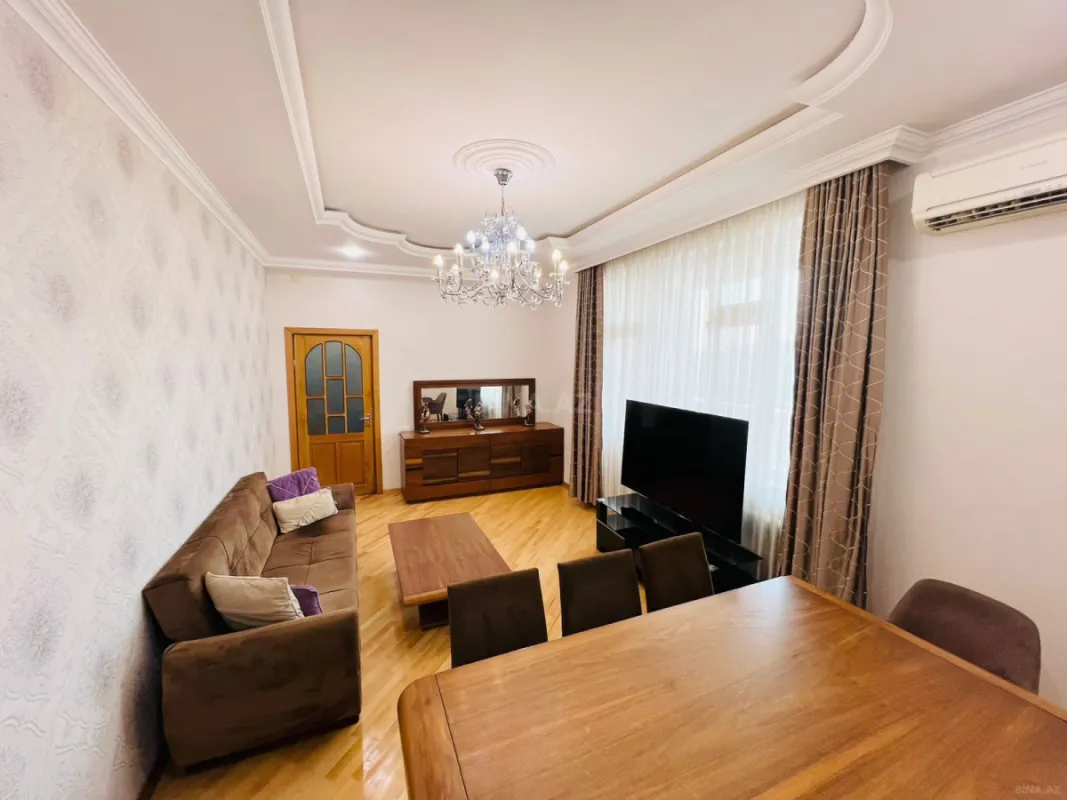 Satılır 2 otaqlı mənzil 90 m²
