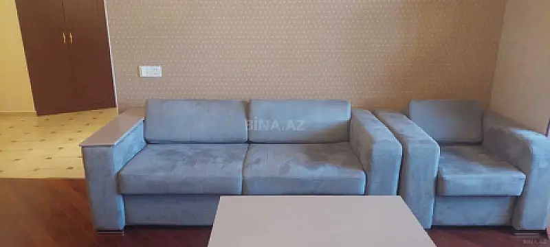 Kirayə verilir 3 otaqlı mənzil 111 m²