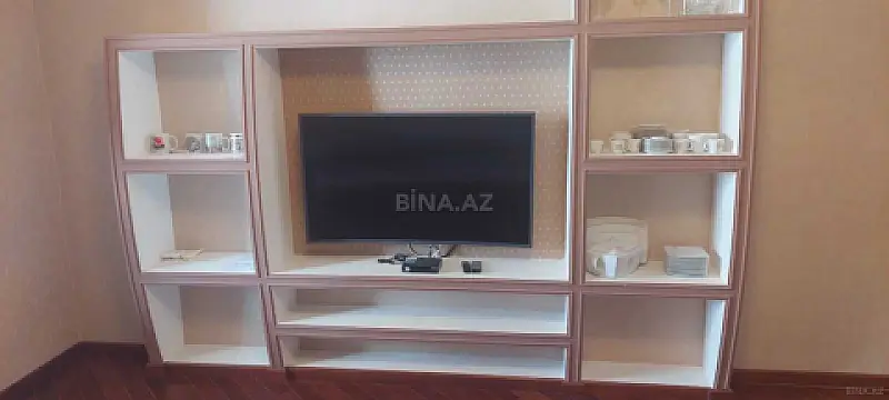Kirayə verilir 3 otaqlı mənzil 111 m²
