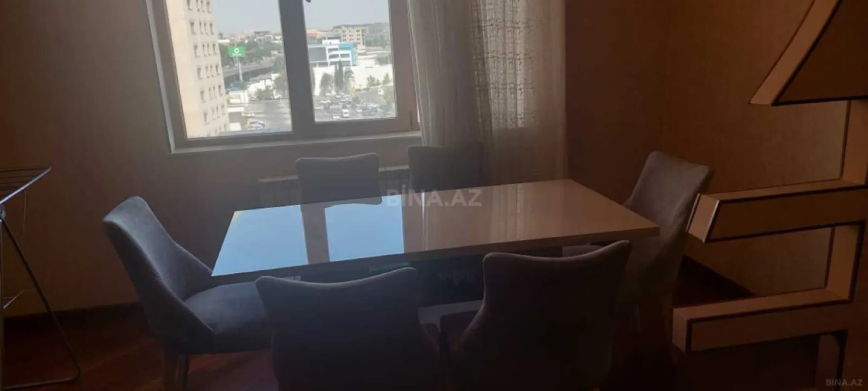 Kirayə verilir 3 otaqlı mənzil 111 m²