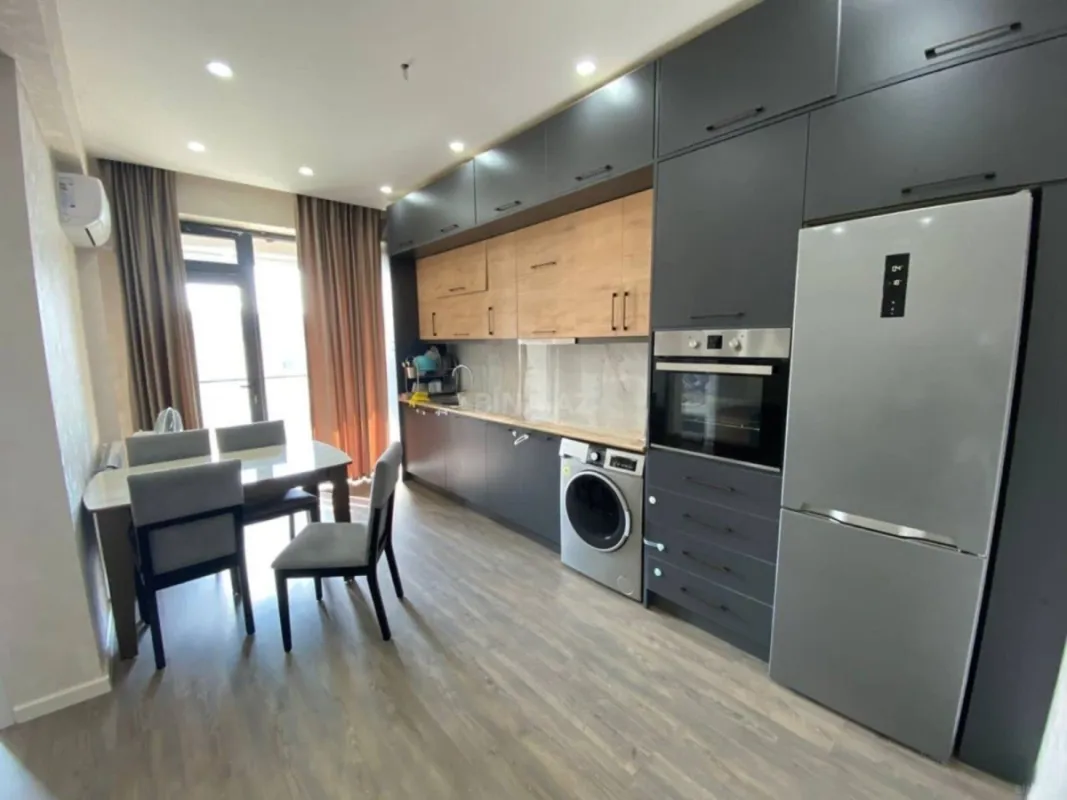 Kirayə verilir 2 otaqlı mənzil 70 m²