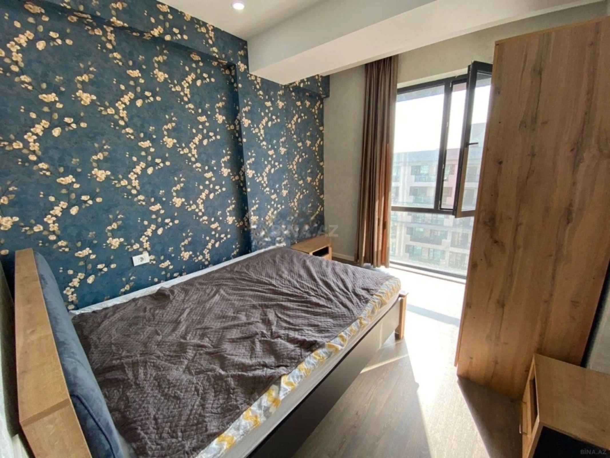 Kirayə verilir 2 otaqlı mənzil 70 m²