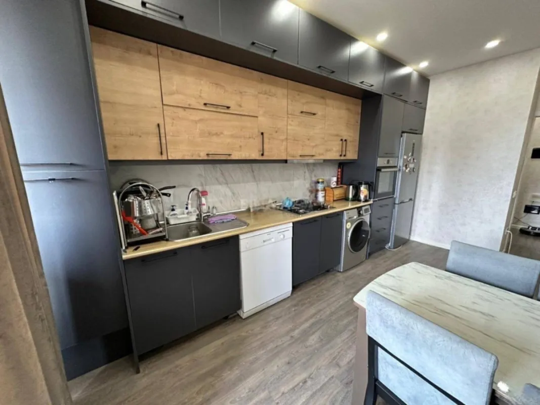 Kirayə verilir 2 otaqlı mənzil 70 m²