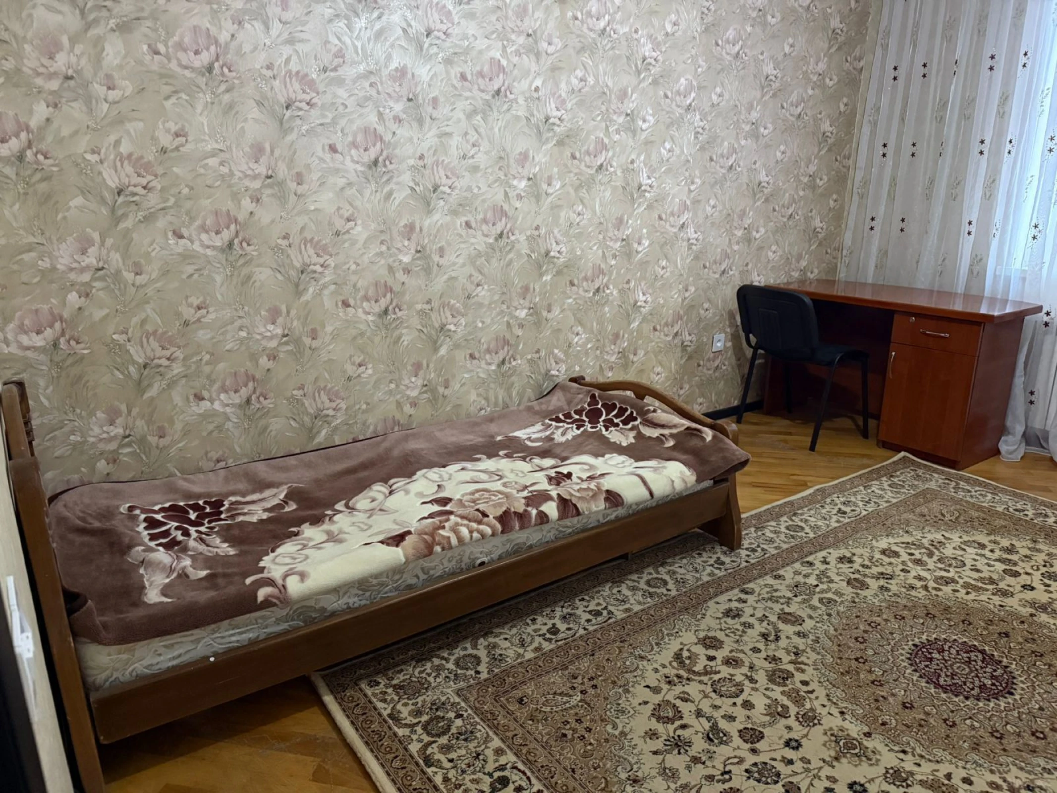 Kirayə verilir 3 otaqlı mənzil 118 m²