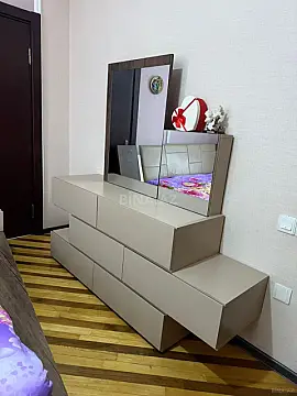 Kirayə verilir 3 otaqlı mənzil 118 m²