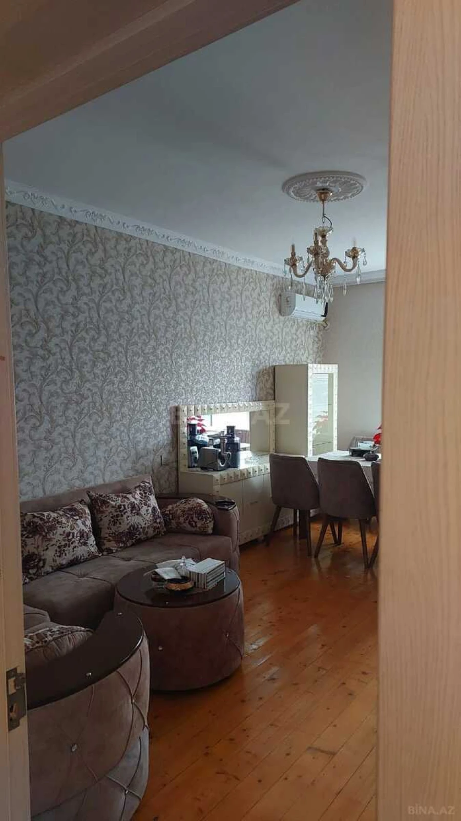 Satılır 6 otaqlı həyət evi 130 m²