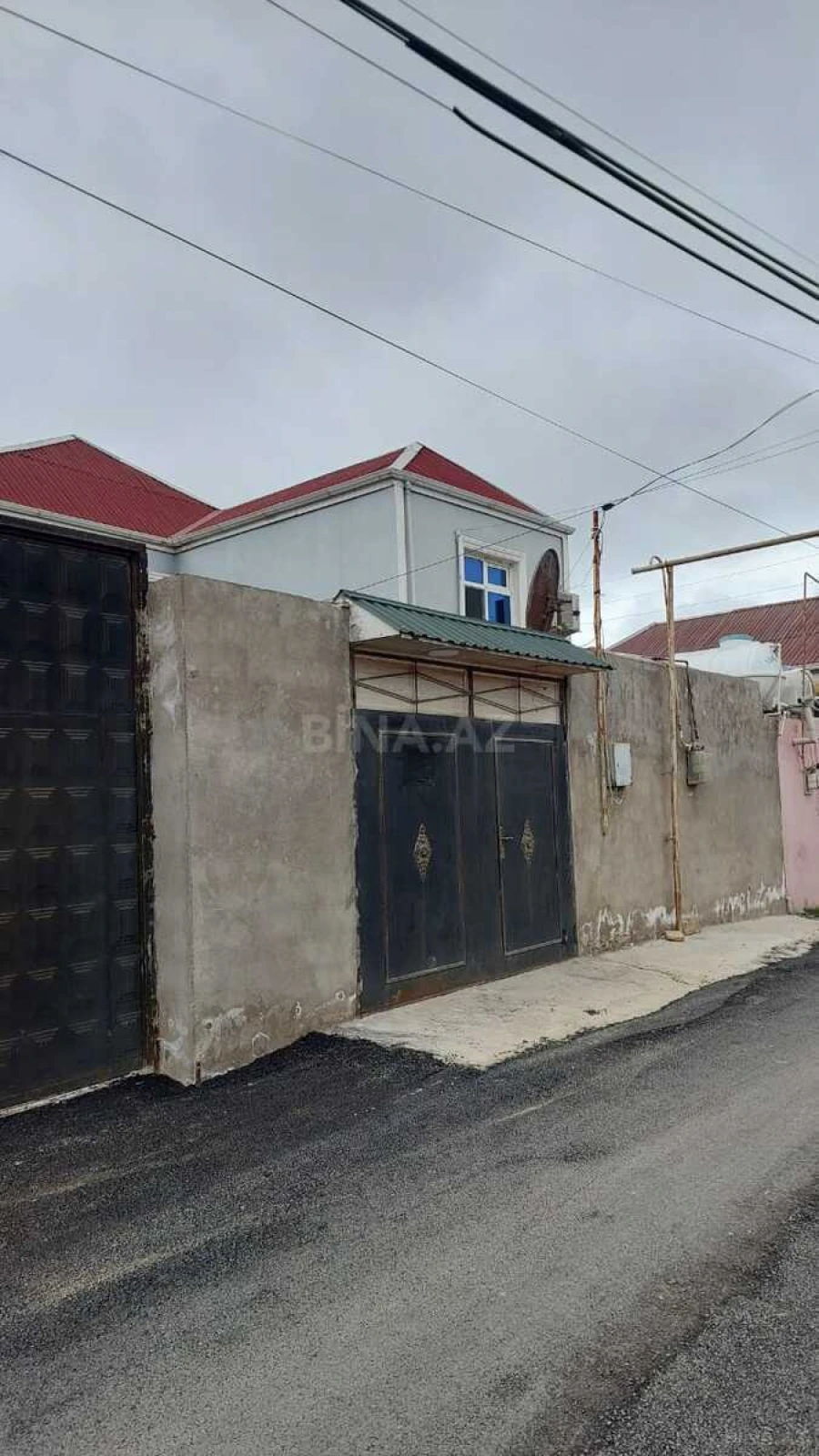 Satılır 6 otaqlı həyət evi 130 m²