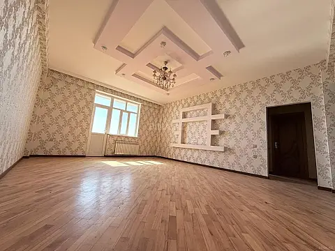 Satılır 3 otaqlı mənzil 106 m²