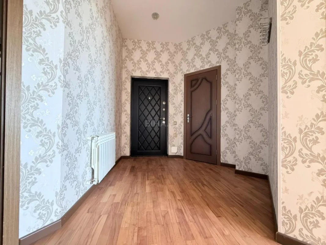 Satılır 3 otaqlı mənzil 106 m²