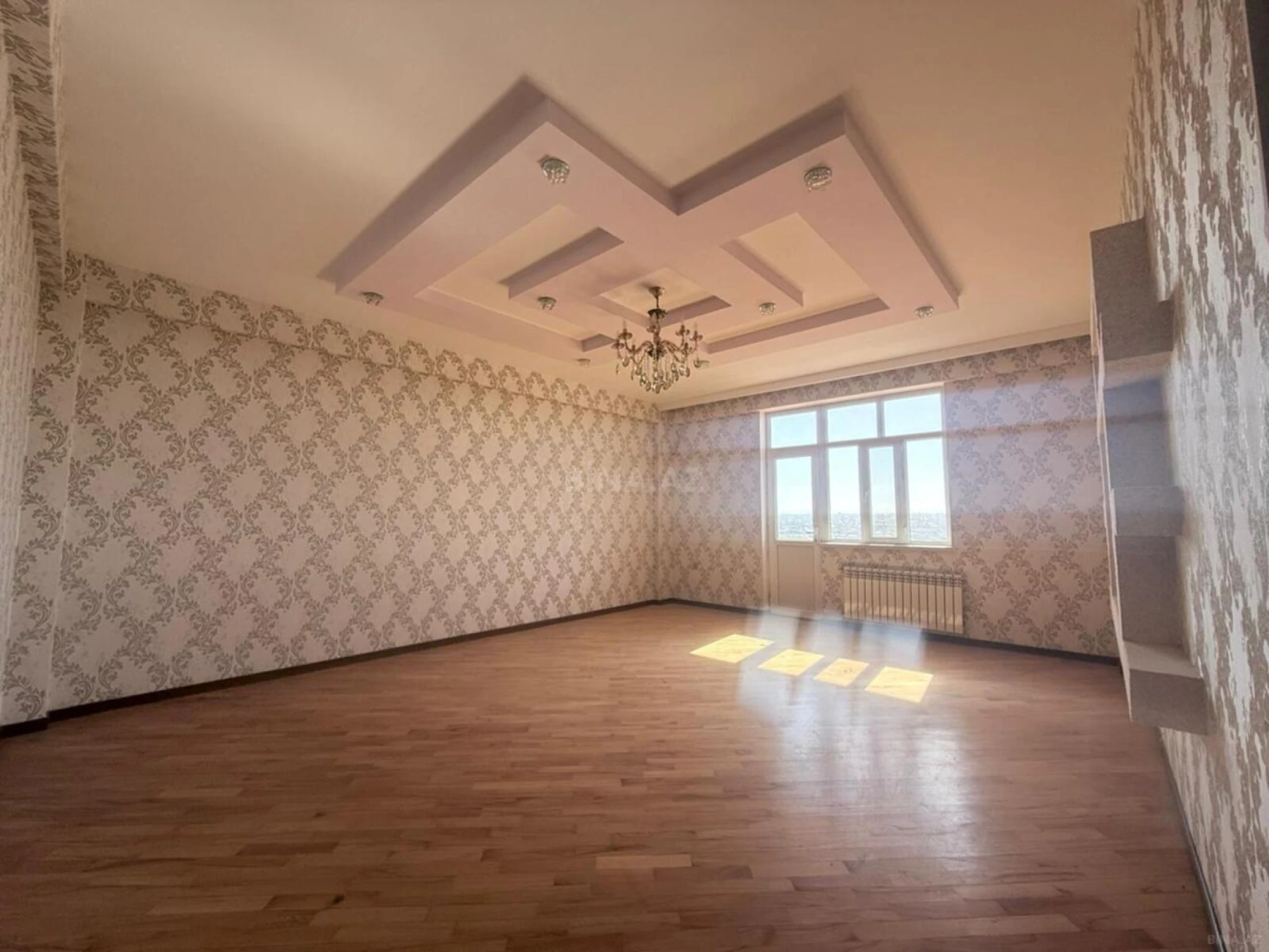 Satılır 3 otaqlı mənzil 106 m²