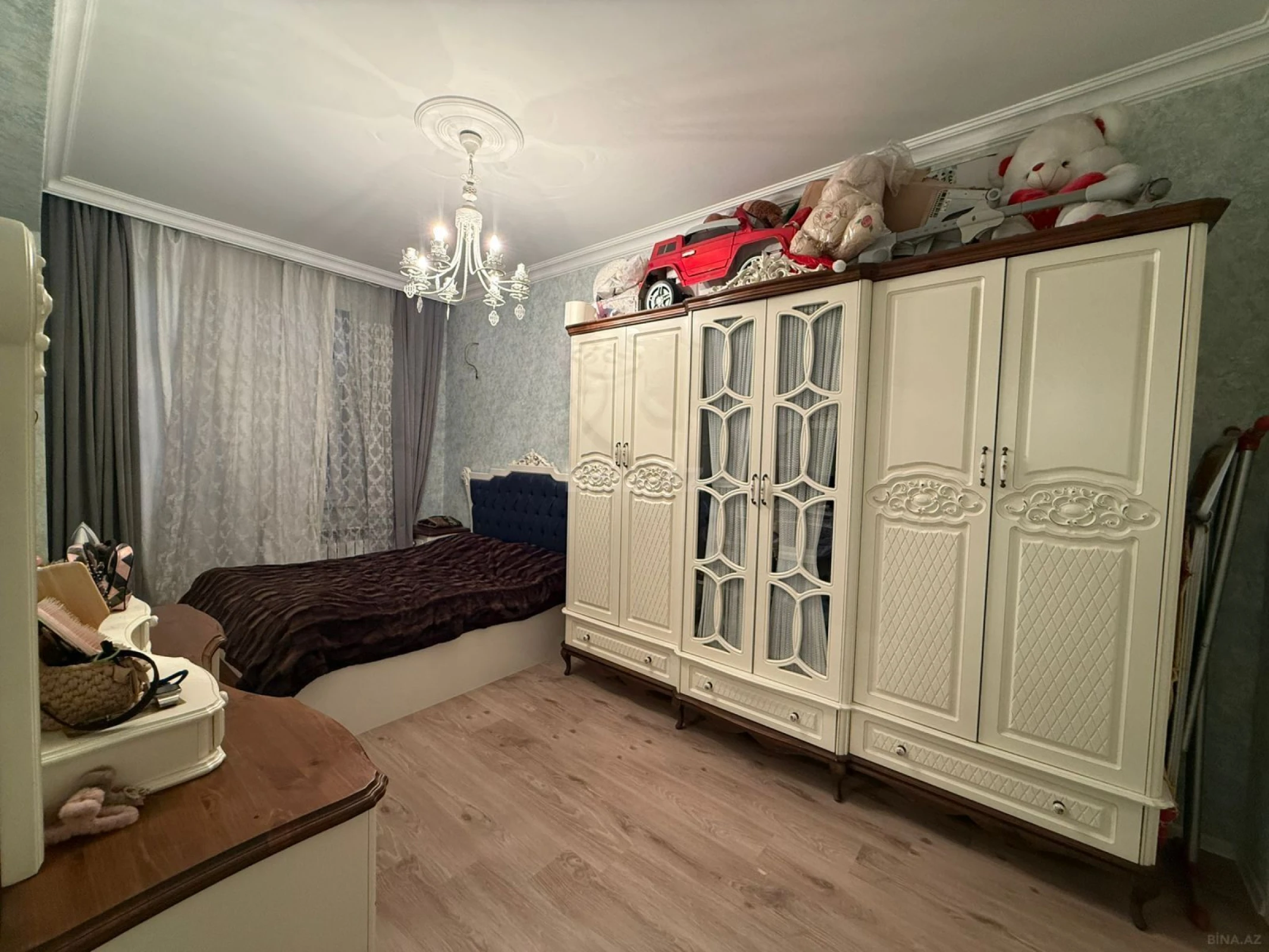 Satılır 3 otaqlı mənzil 92.5 m²