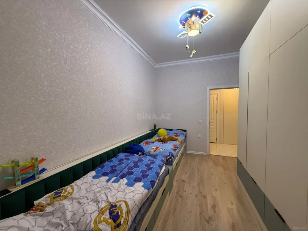 Satılır 3 otaqlı mənzil 92.5 m²