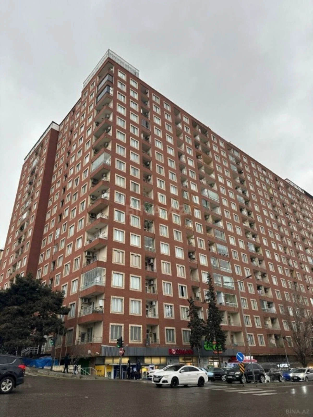 Satılır 2 otaqlı mənzil 52.5 m²