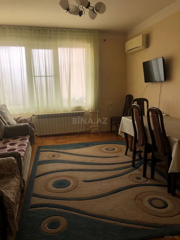 Satılır 2 otaqlı mənzil 61 m²