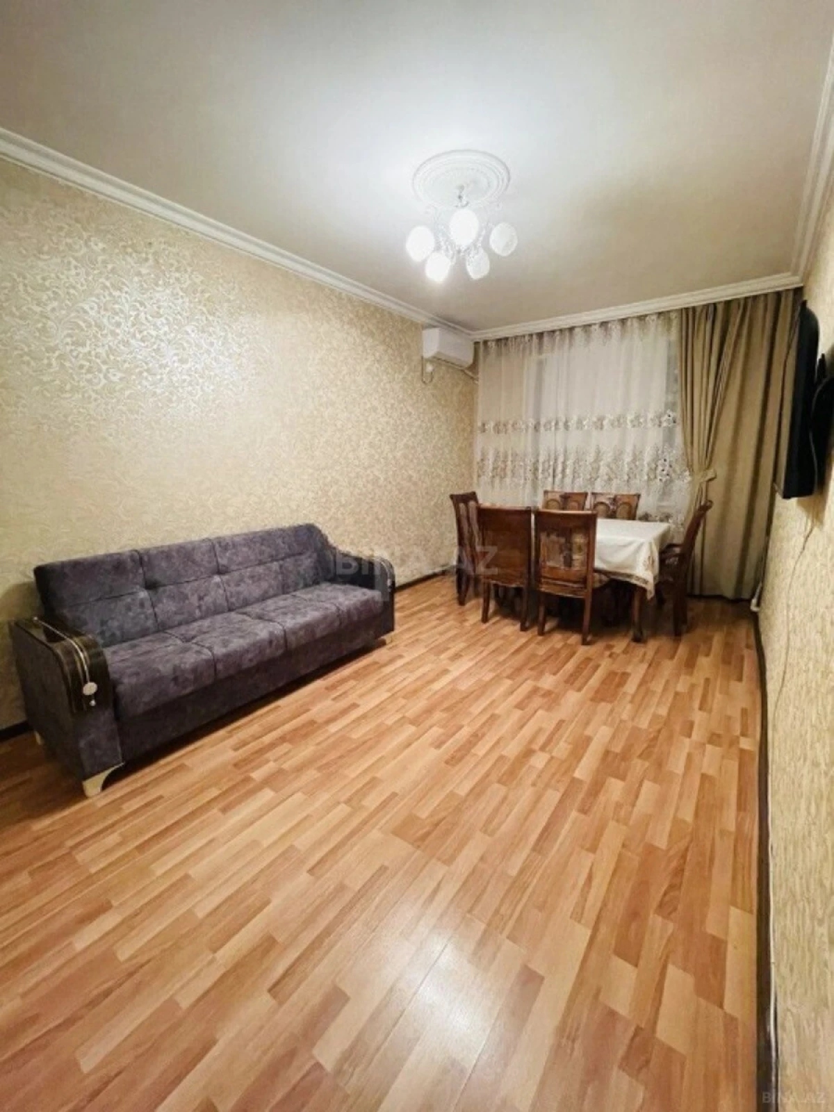 Satılır 2 otaqlı mənzil 60 m²