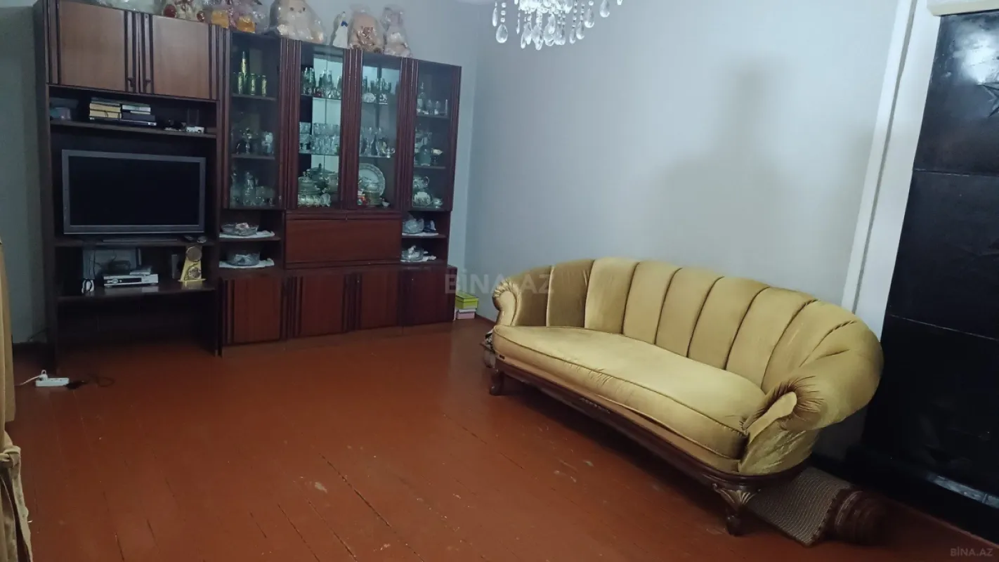 Satılır 4 otaqlı həyət evi 125 m²