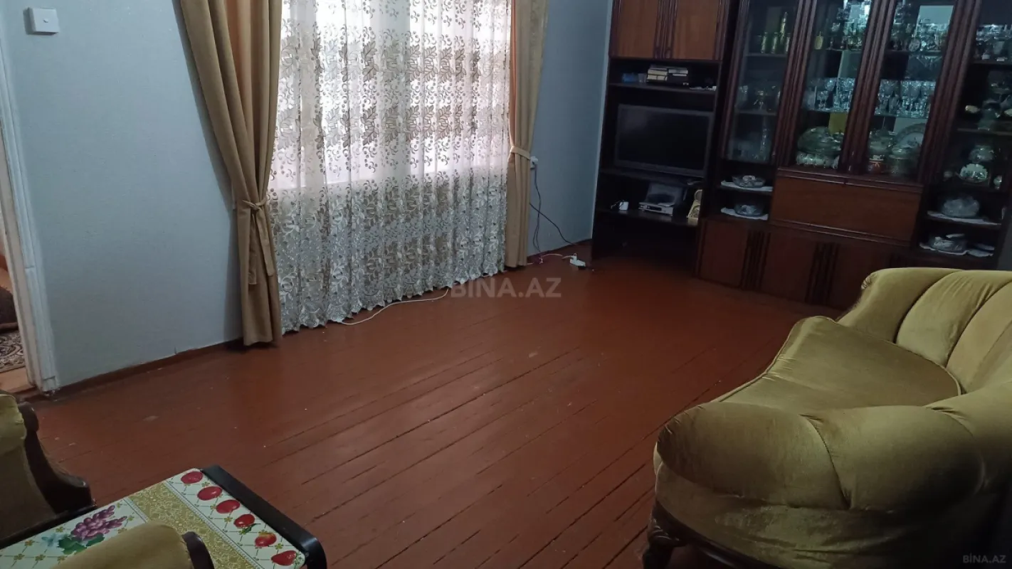 Satılır 4 otaqlı həyət evi 125 m²