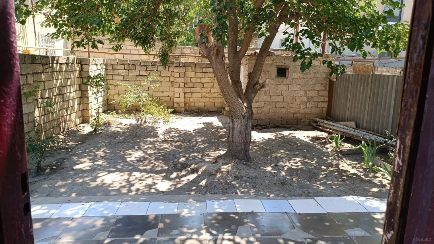 Satılır 4 otaqlı həyət evi 125 m²