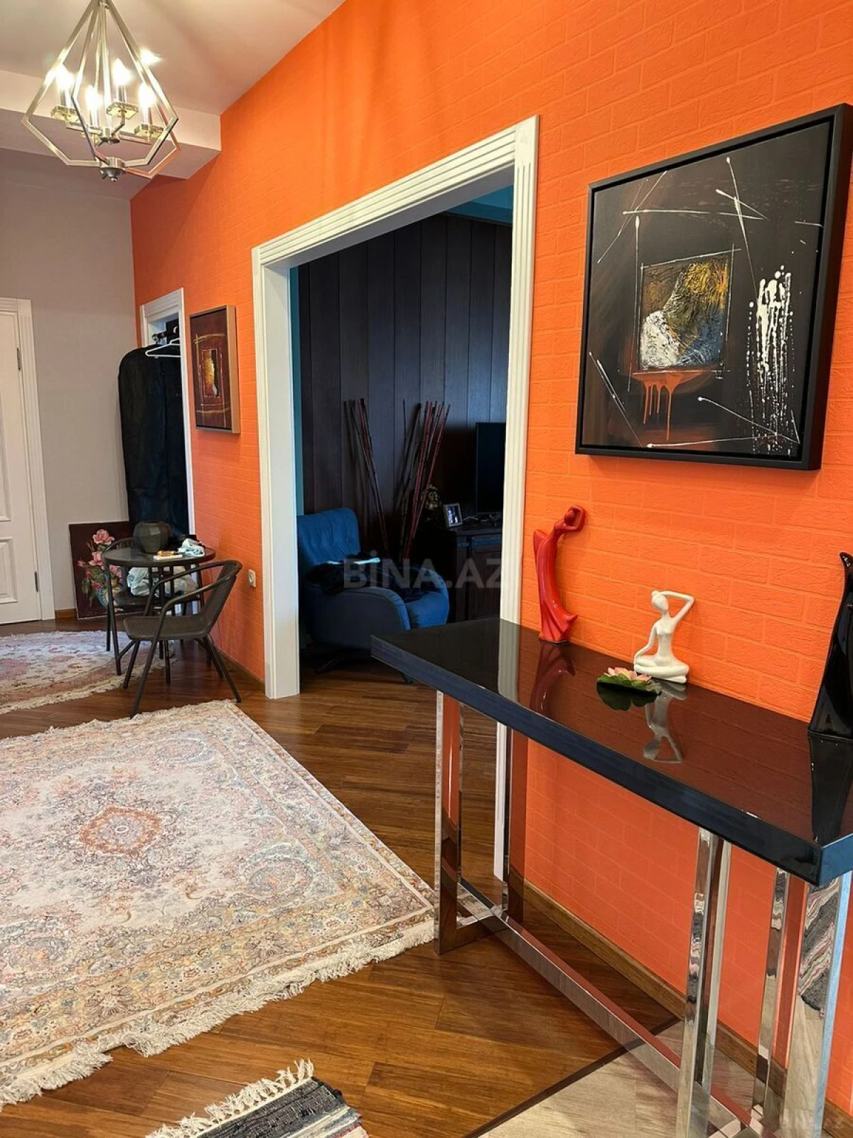 Satılır 3 otaqlı mənzil 116 m²