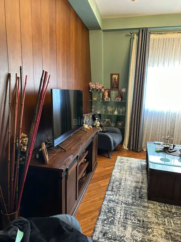 Satılır 3 otaqlı mənzil 116 m²