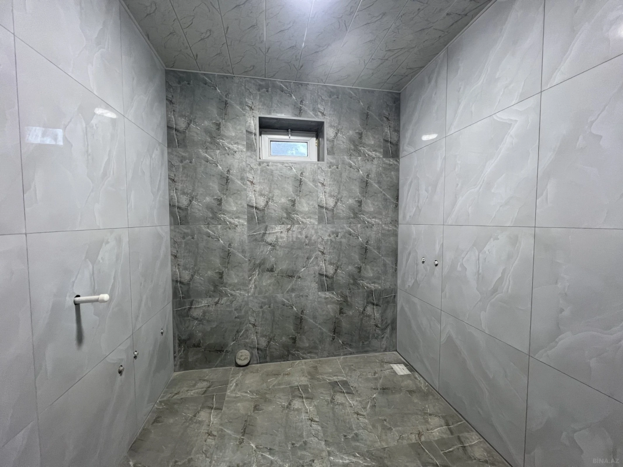 Satılır 4 otaqlı həyət evi 140 m²