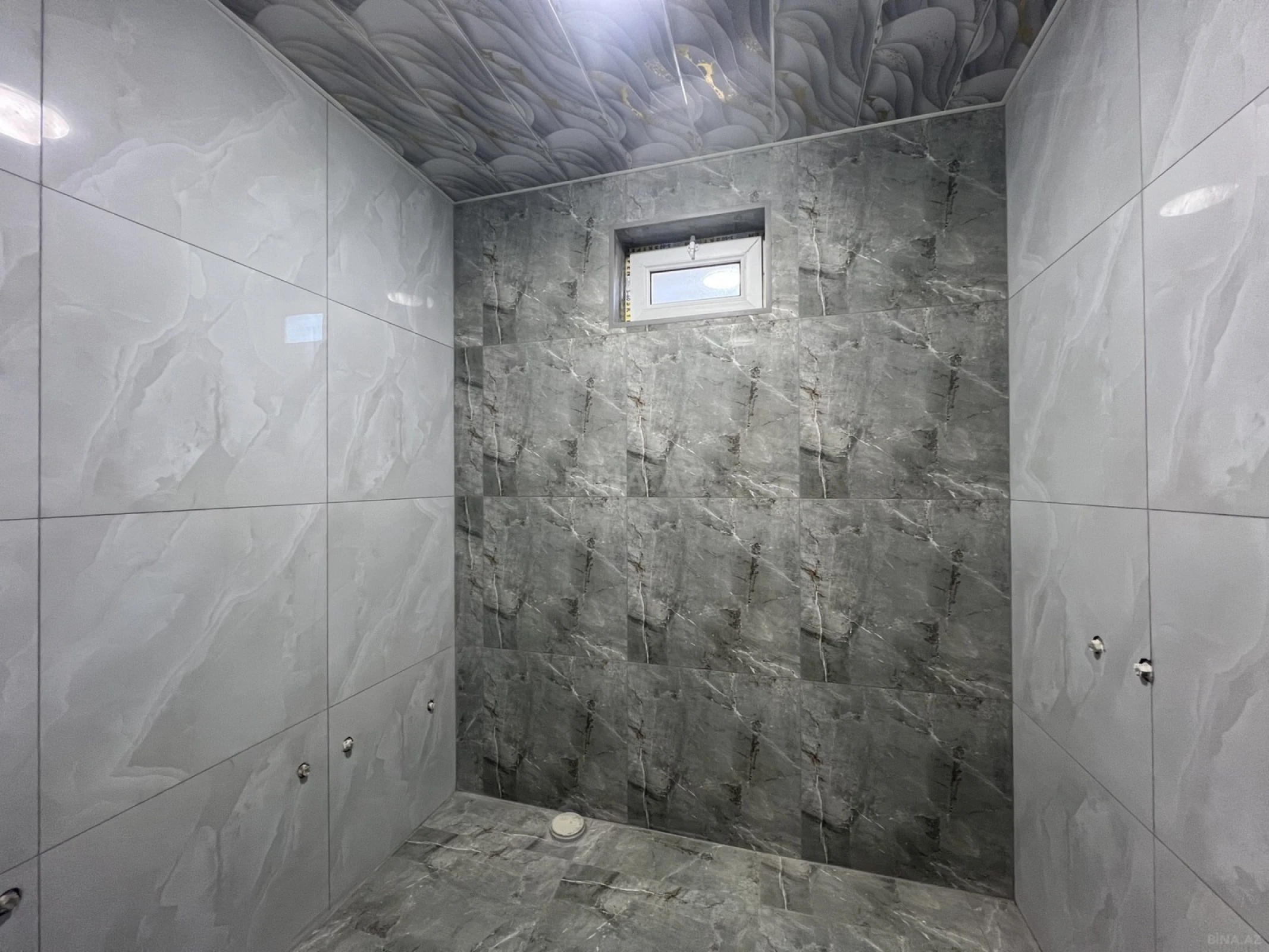 Satılır 4 otaqlı həyət evi 140 m²