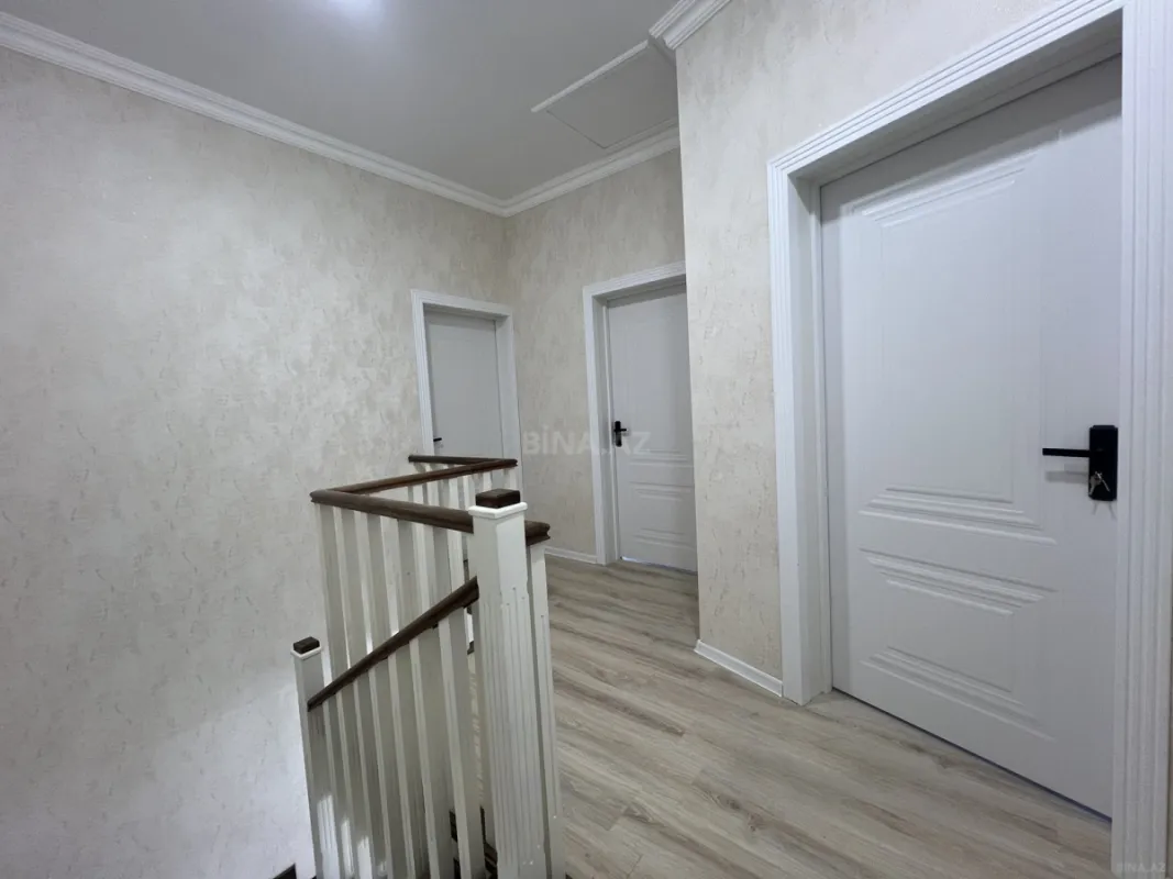 Satılır 4 otaqlı həyət evi 140 m²