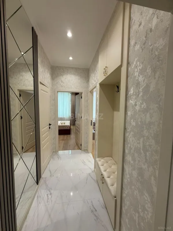 Kirayə verilir 2 otaqlı mənzil 70 m²