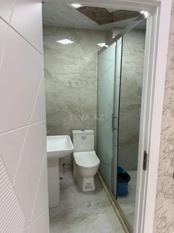 Kirayə verilir 2 otaqlı mənzil 70 m²